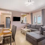 Hébergement de vacances Iliovasilema House *