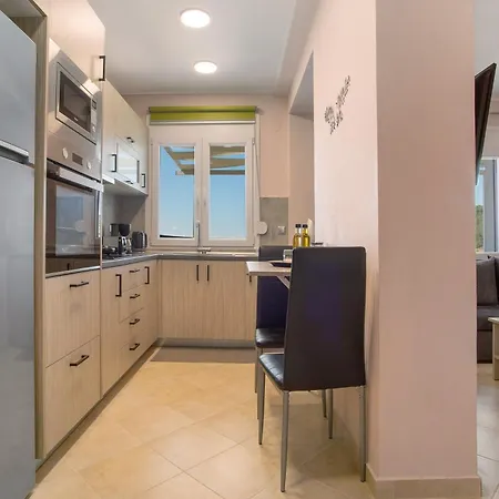 Case de vacanță Iliovasilema House