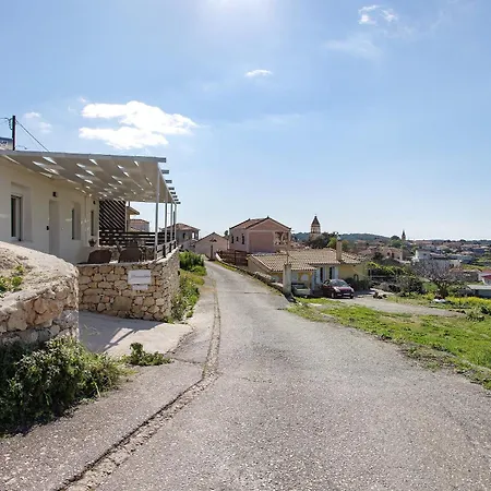 Case de vacanță Iliovasilema House
